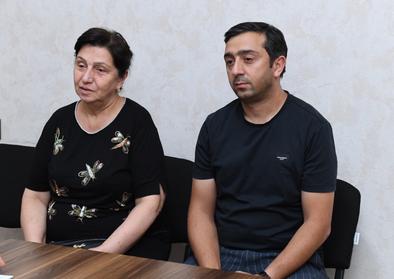 Komitə sədri vətəndaşların müraciətlərini dinlədi - FOTOLAR