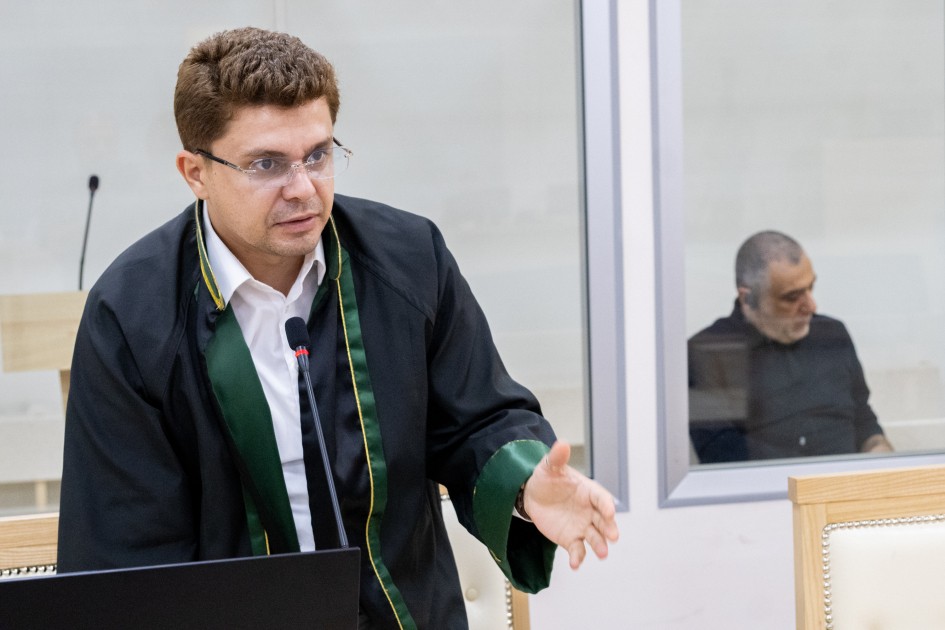 Zərərçəkmişlər erməni cinayətlərindən danışdı, Vardanyan dinlədi - FOTOLAR