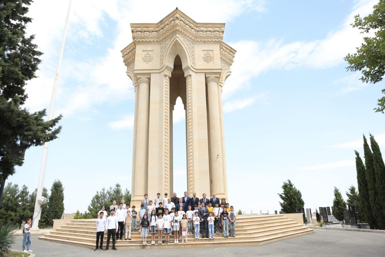 YAP Gəncə şəhər təşkilatı şəhid övladları üçün “Yay məktəbi” təşkil edib - FOTOLAR