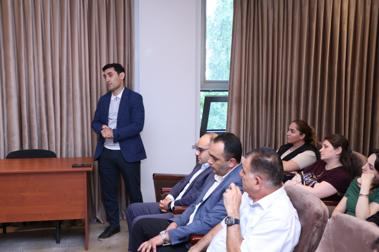 AzMİU-da gənc alimlərlə görüş keçirildi - FOTOLAR