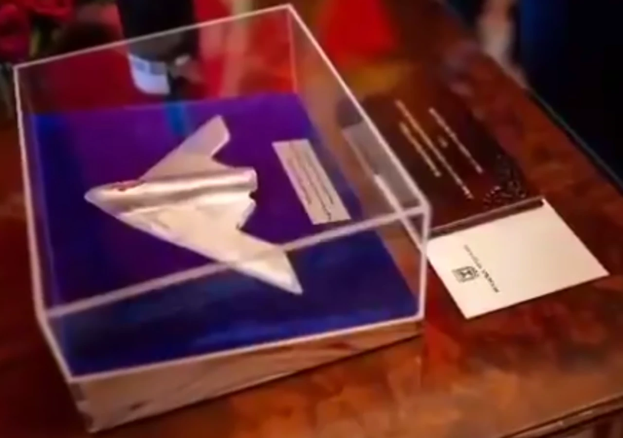 Netanyahu Trampa unikal hədiyyə hazırlatdırıb - FOTO