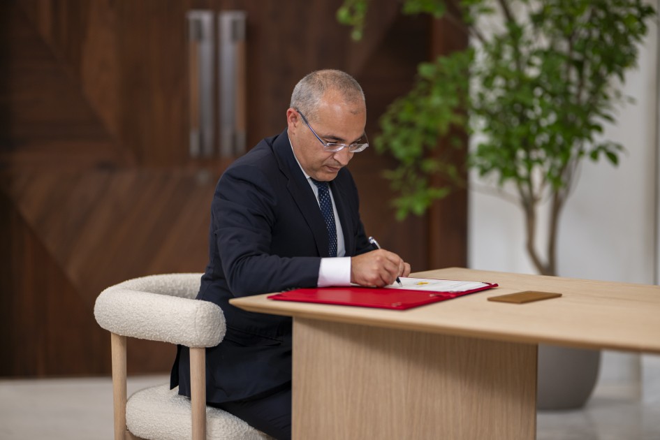 BƏƏ ilə mühüm saziş imzalandı - FOTOLAR