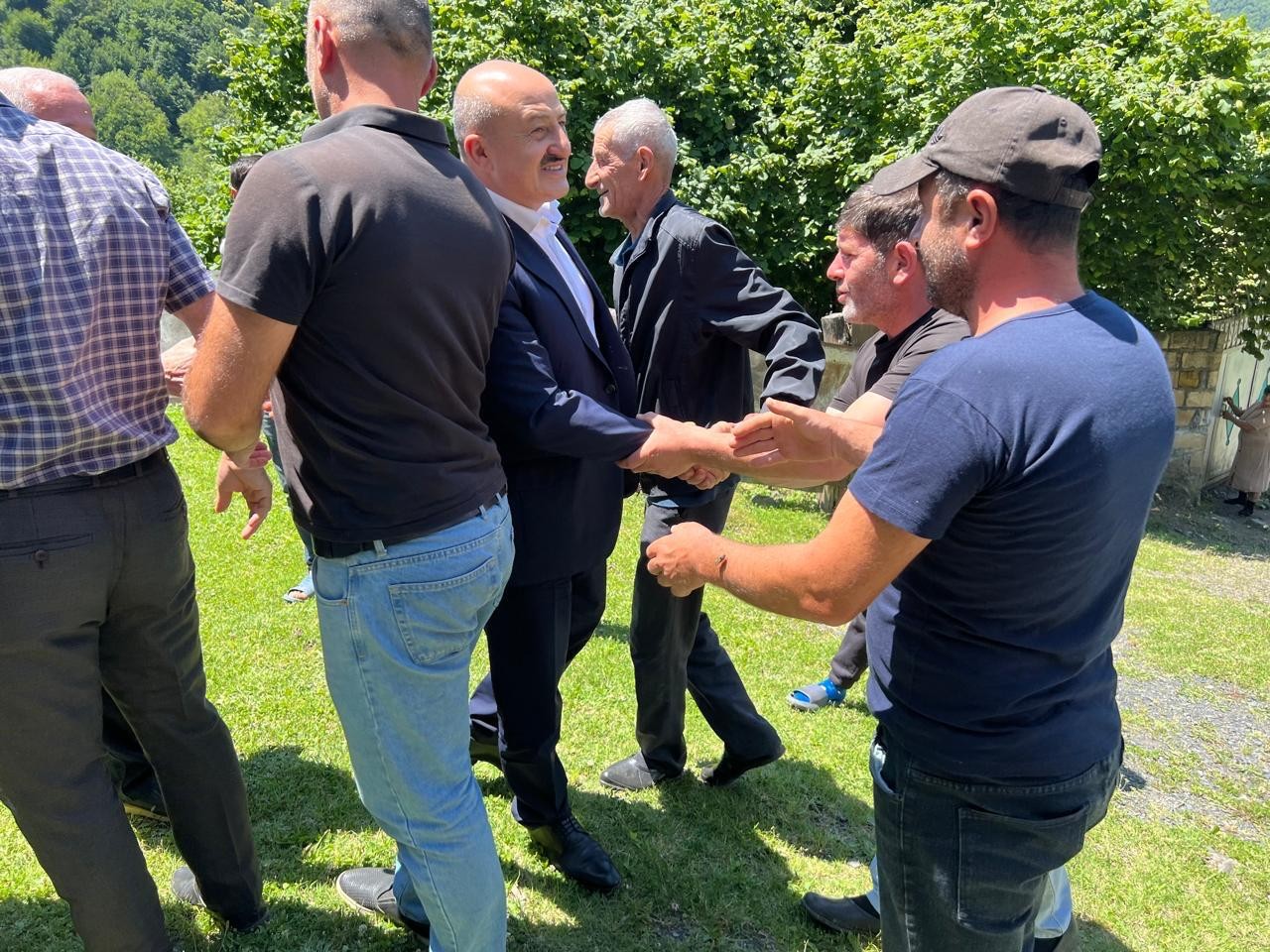 Asif Əsgərov Zaqatala sakinləri ilə görüşüb - Müraciətləri yerindəcə həll edildi (FOTOLAR)