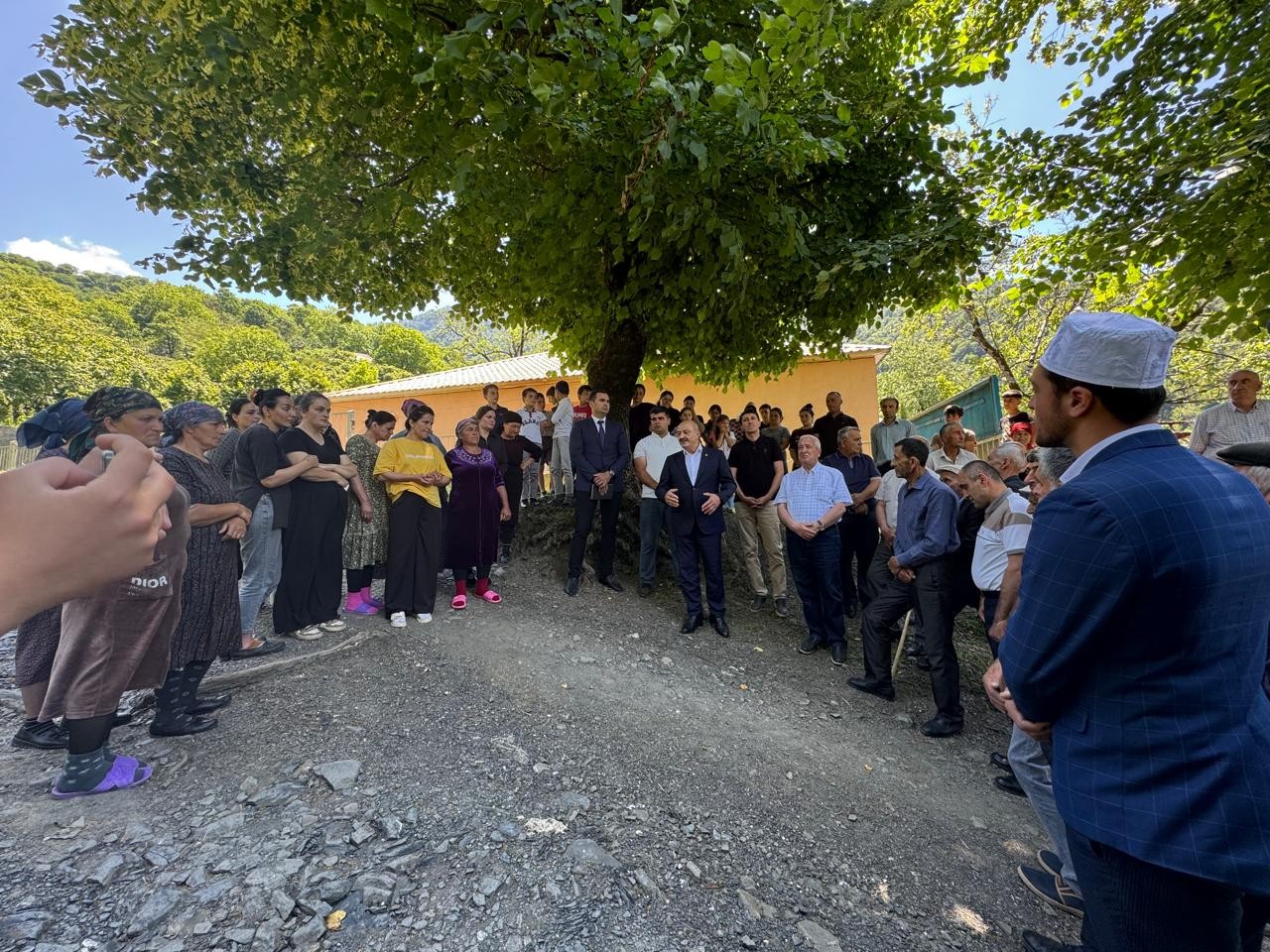 Asif Əsgərov Zaqatala sakinləri ilə görüşüb - Müraciətləri yerindəcə həll edildi (FOTOLAR)