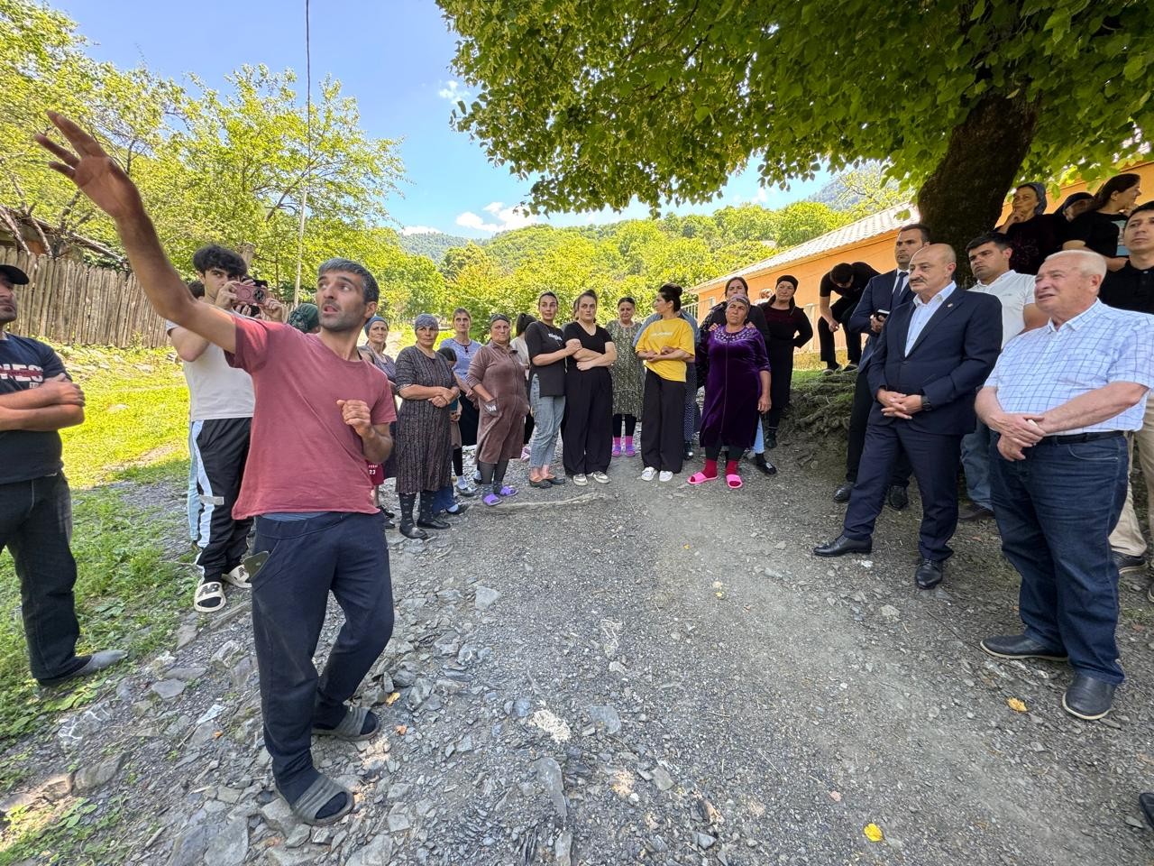 Asif Əsgərov Zaqatala sakinləri ilə görüşüb - Müraciətləri yerindəcə həll edildi (FOTOLAR)