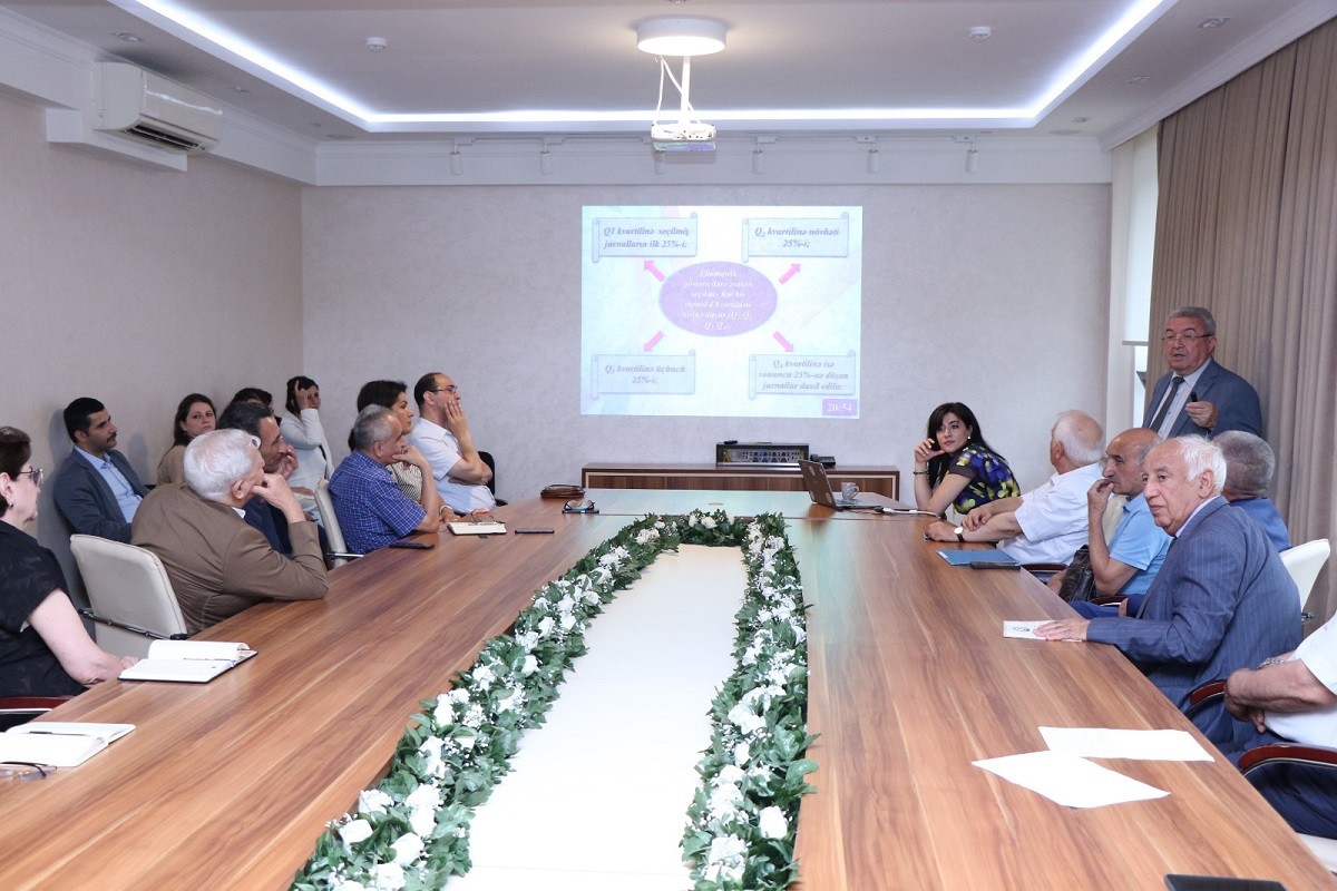 AzMİU-da seminar təşkil olunub - FOTOLAR