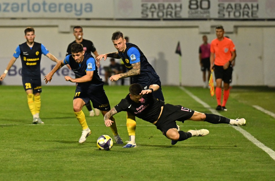 "Sabah" doğma meydanda Sloveniya klubuna məğlub oldu - FOTOLAR
