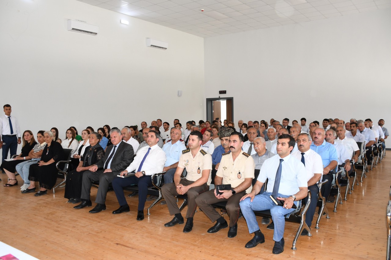 Ağdamın icra başçısı Vaqif Həsənovun növbəti səyyar qəbul-görüşü keçirilib - FOTOLAR