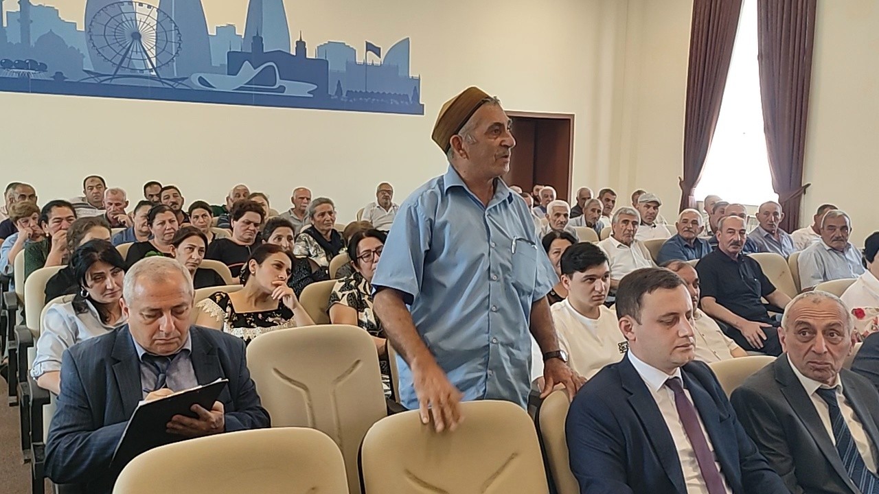 Seymur Orucov vətəndaşların növbəti səyyar qəbullarını keçirdi - FOTOLAR