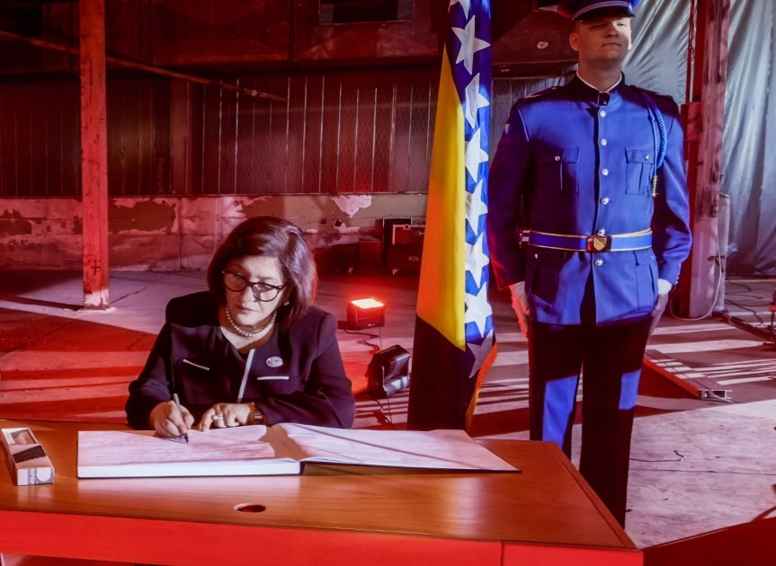 Sahibə Qafarova Srebrenitsa qurbanlarını yad etdi - FOTOLAR