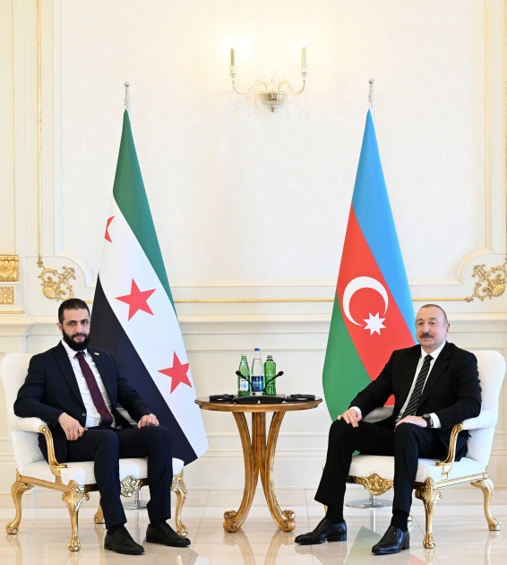 İlham Əliyev Əhməd Əl Şaraa ilə görüşdü - FOTOLAR (YENİLƏNİB)