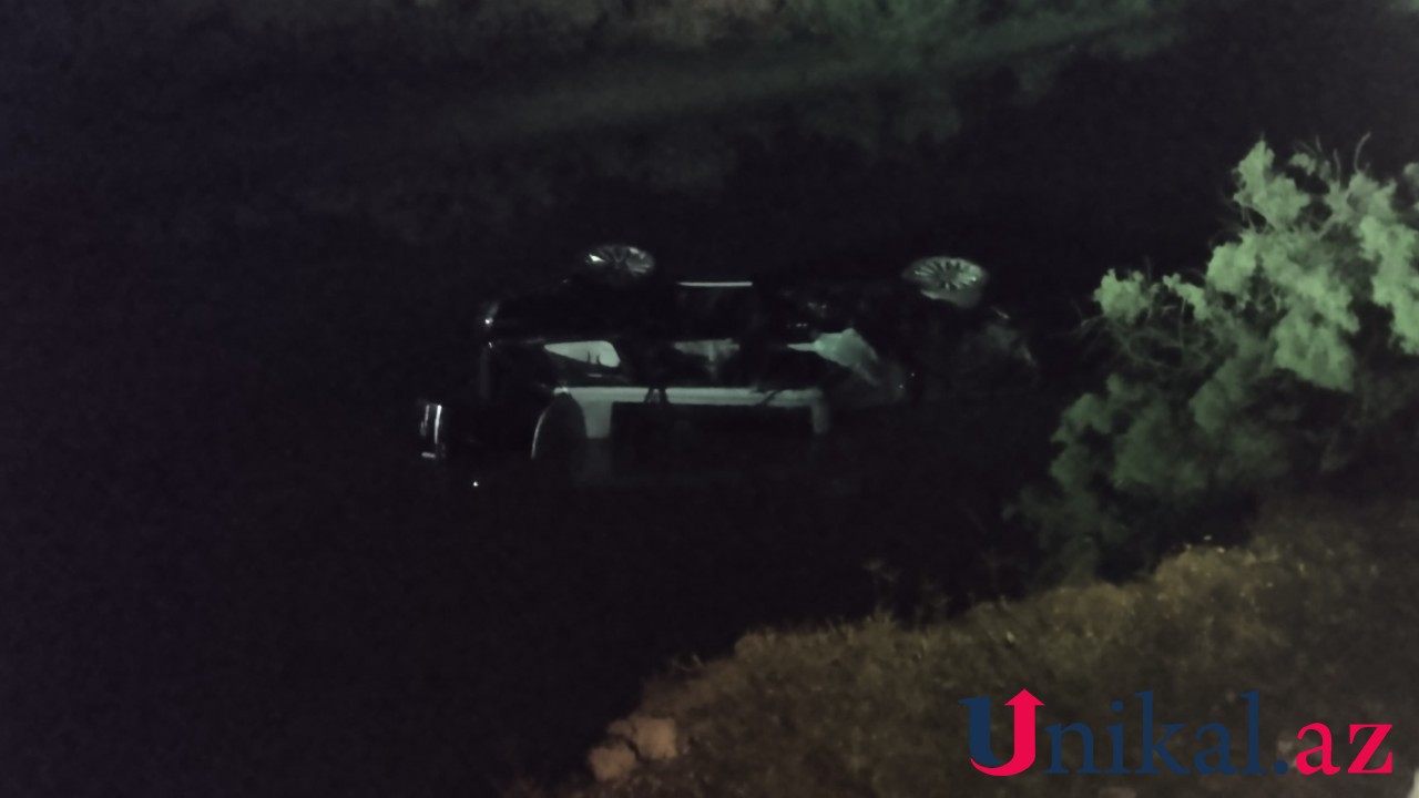 Xaçmazda "Range Rover" çaya aşdı - FOTOLAR