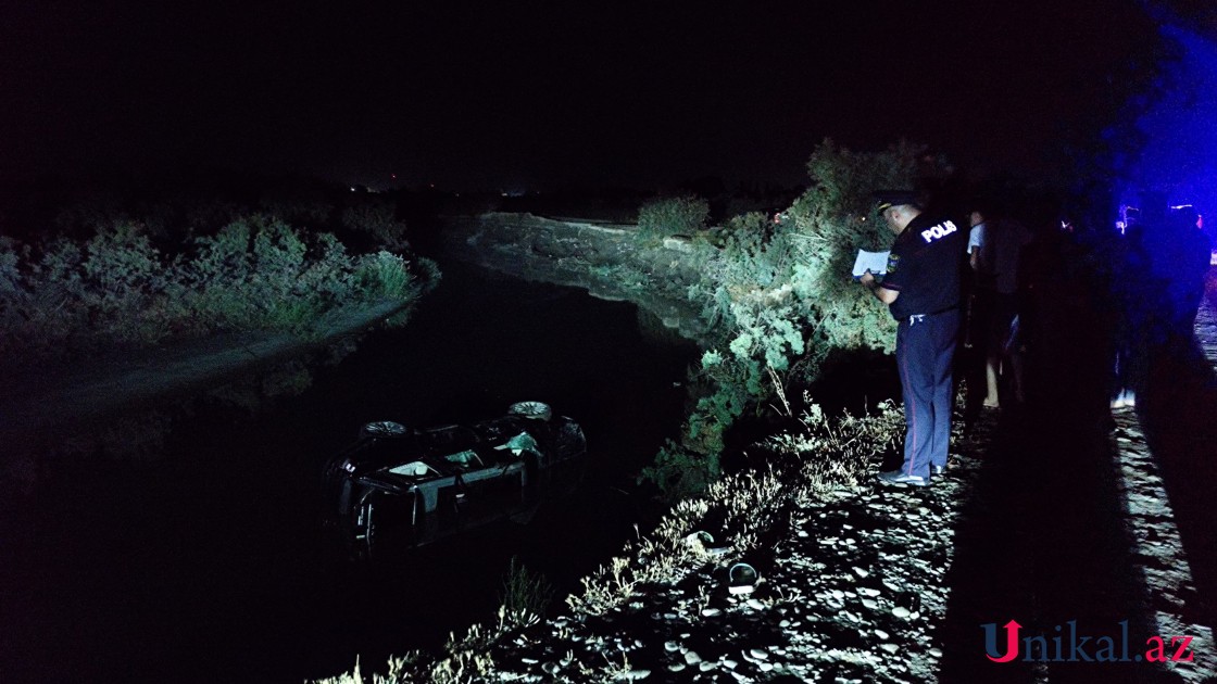 Xaçmazda "Range Rover" çaya aşdı - FOTOLAR