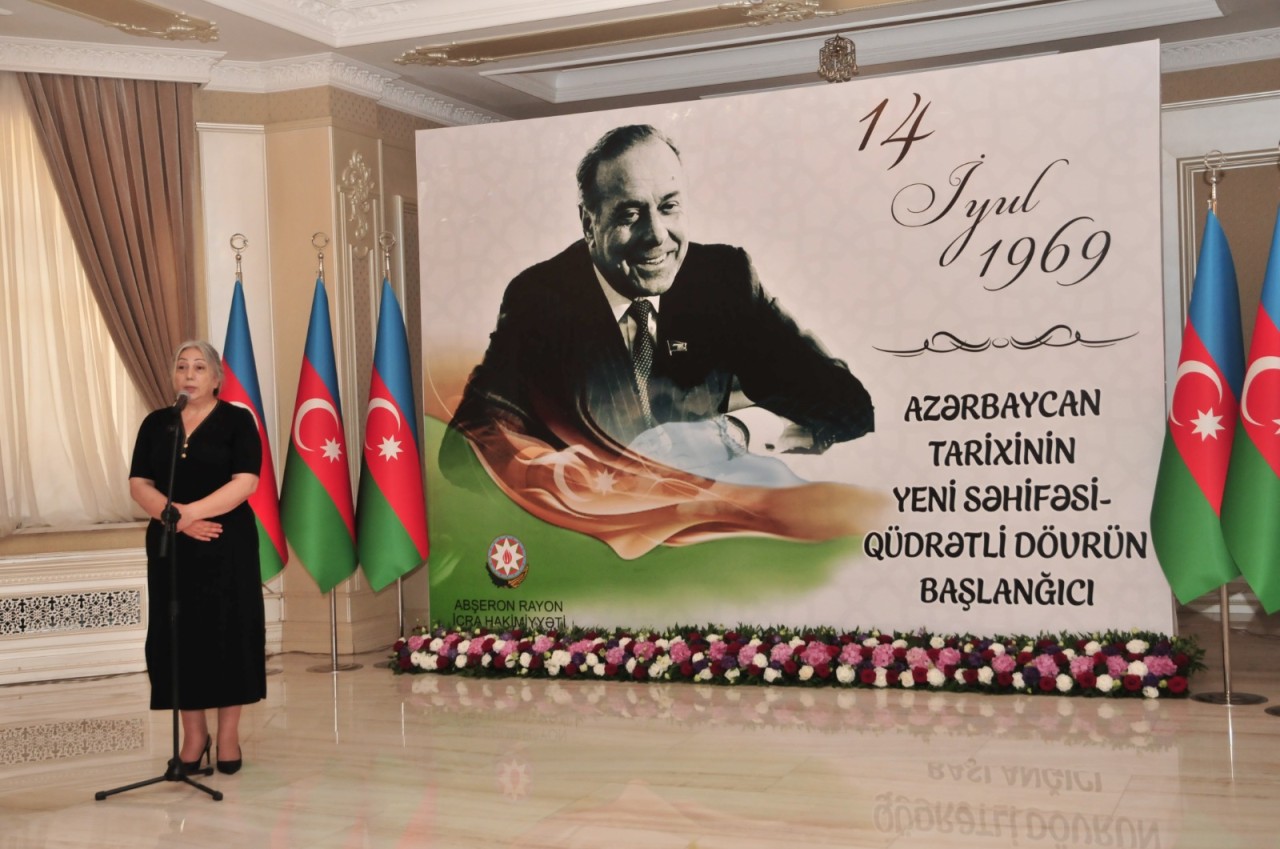 Abşeronda Heydər Əliyevə həsr olunmuş tədbir keçirilib - FOTOLAR