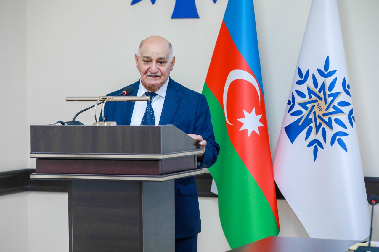 YAP Sabunçu rayon təşkilatı Ulu Öndərlə bağlı tədbir keçirdi - FOTOLAR