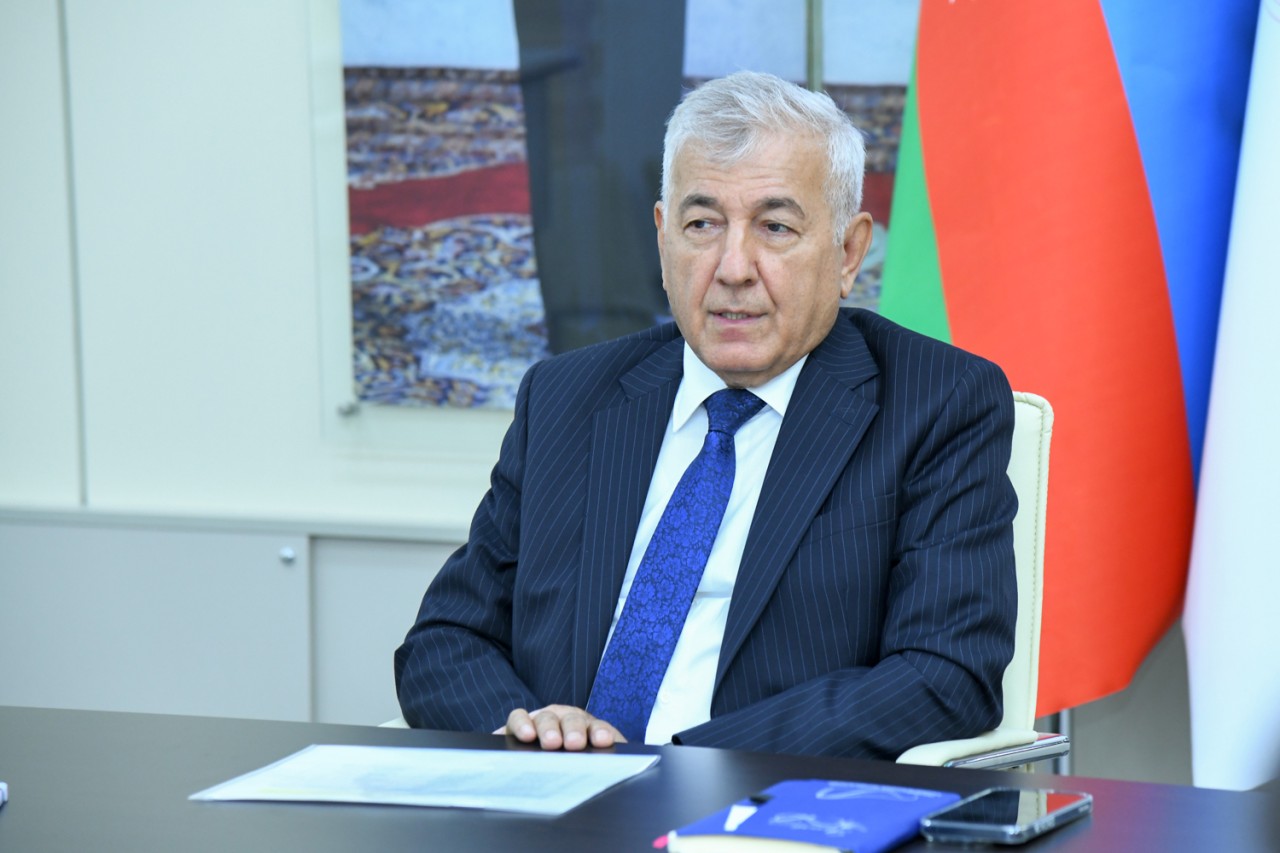 BMU-da koreyalı müəllimlərlə görüş olub - FOTOLAR