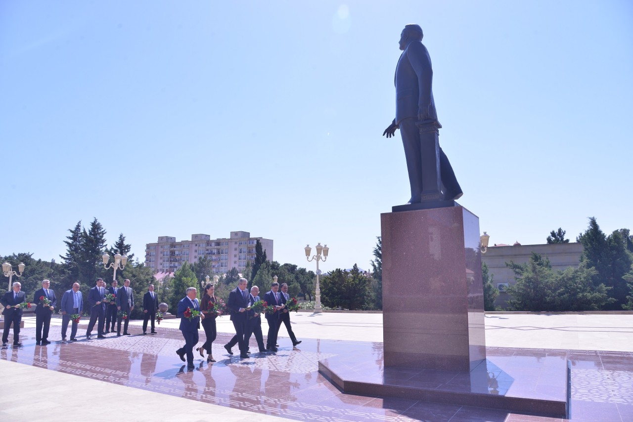 Qaradağda Heydər Əliyevə həsr olunmuş tədbir keçirildi - FOTOLAR