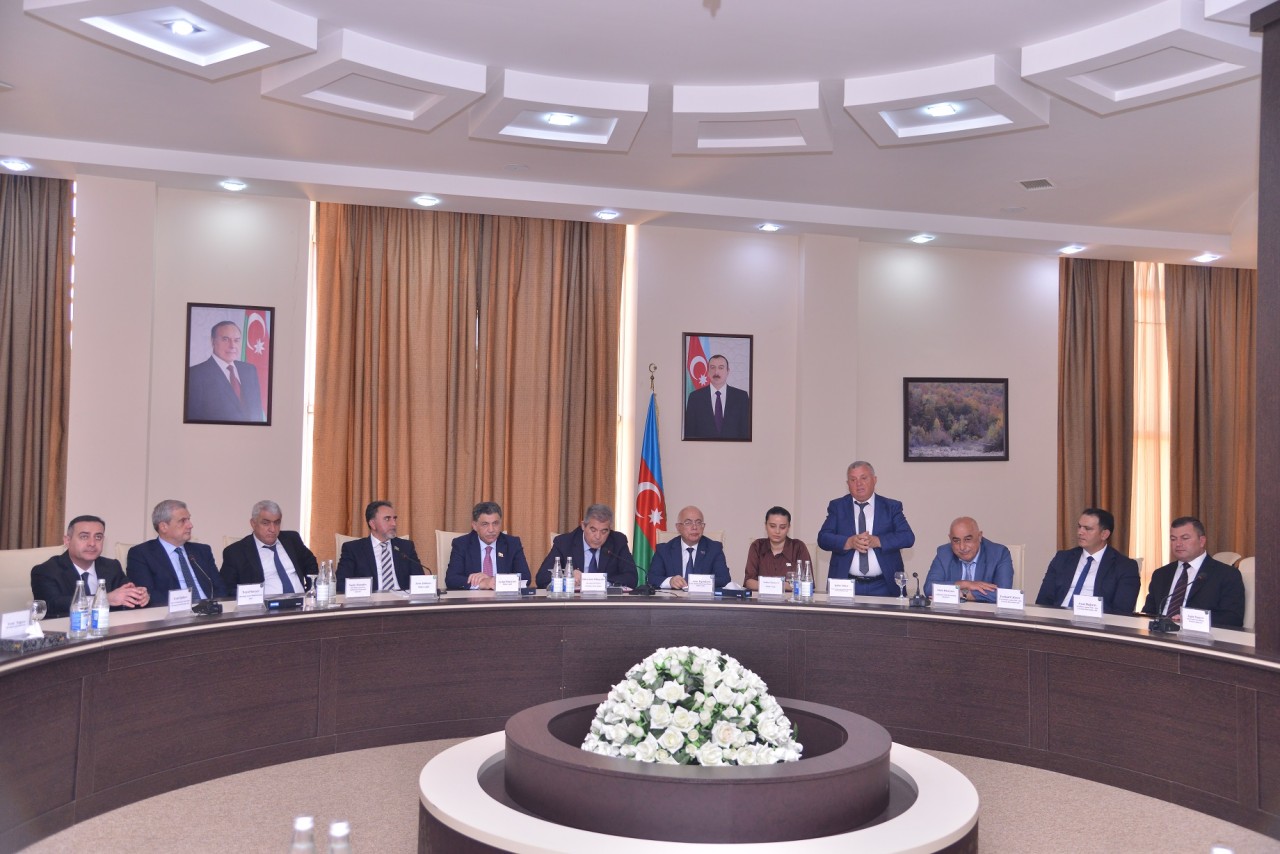 Qaradağda Heydər Əliyevə həsr olunmuş tədbir keçirildi - FOTOLAR