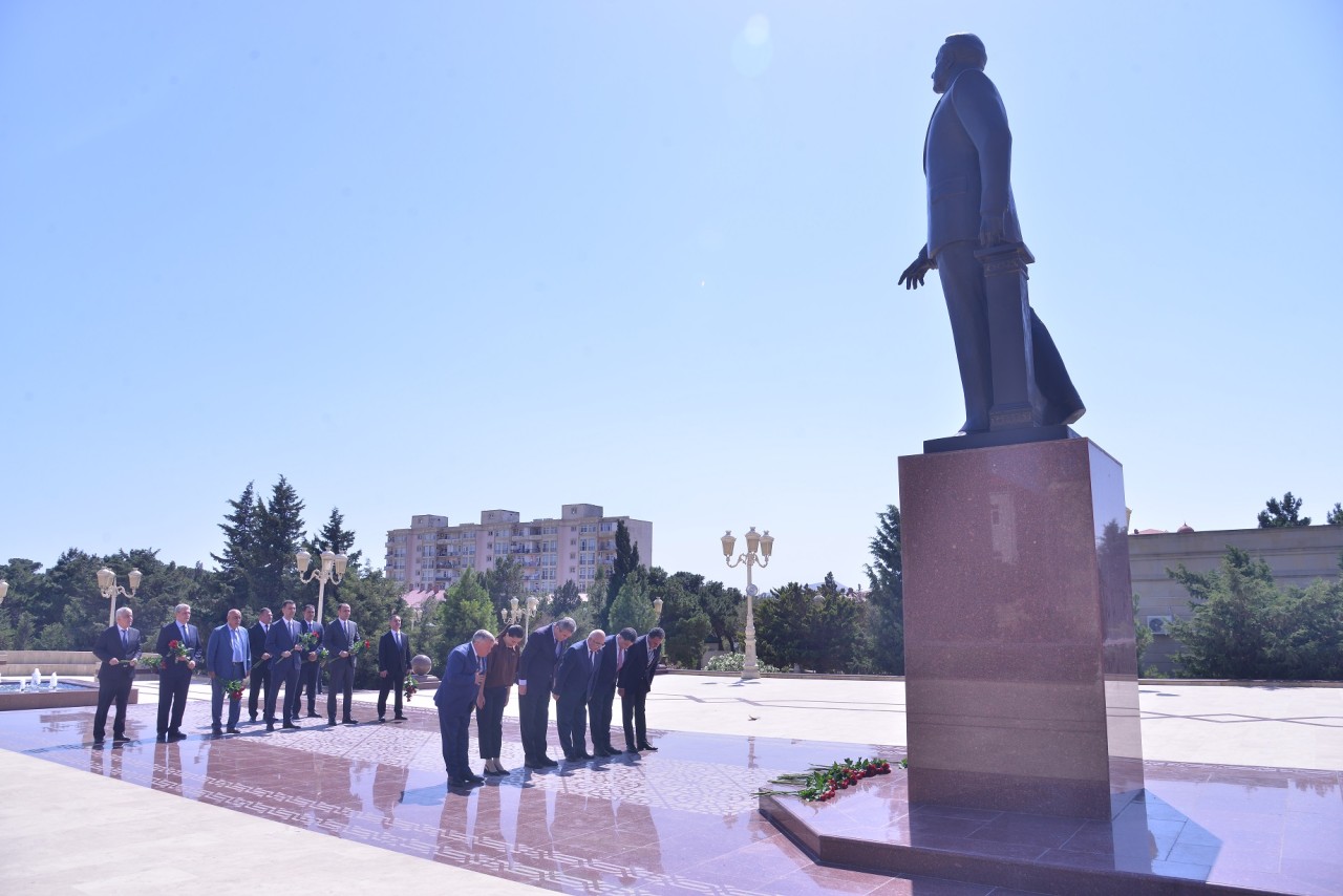 Qaradağda Heydər Əliyevə həsr olunmuş tədbir keçirildi - FOTOLAR