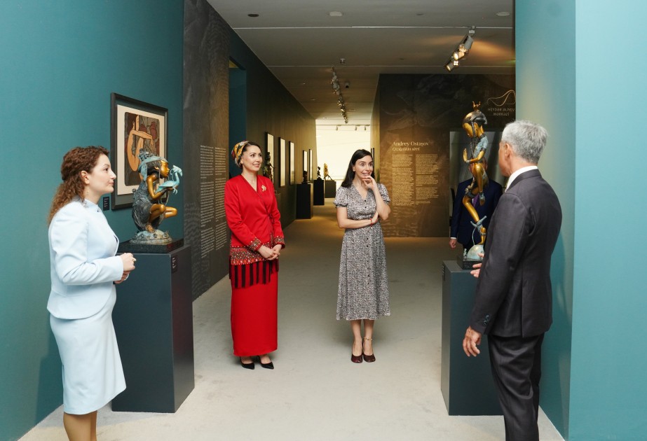 Oquldjaxan Atabayeva Heydər Əliyev Mərkəzində olub - FOTOLAR