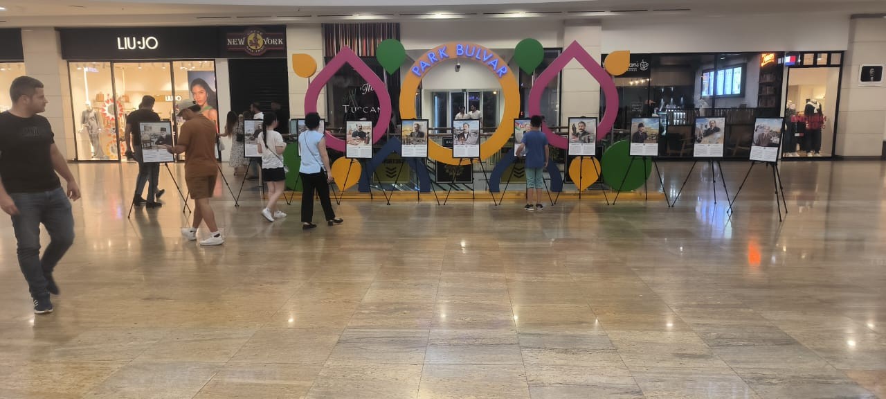 “Azərsun Holdinq” Mətbuatın 150 illiyi ilə bağlı sərgi təşkil edib - FOTOLAR