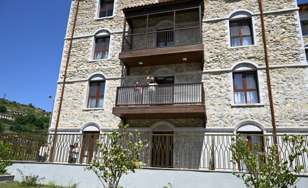 Liderlər Şuşadakı birinci yaşayış kompleksində - FOTOLAR