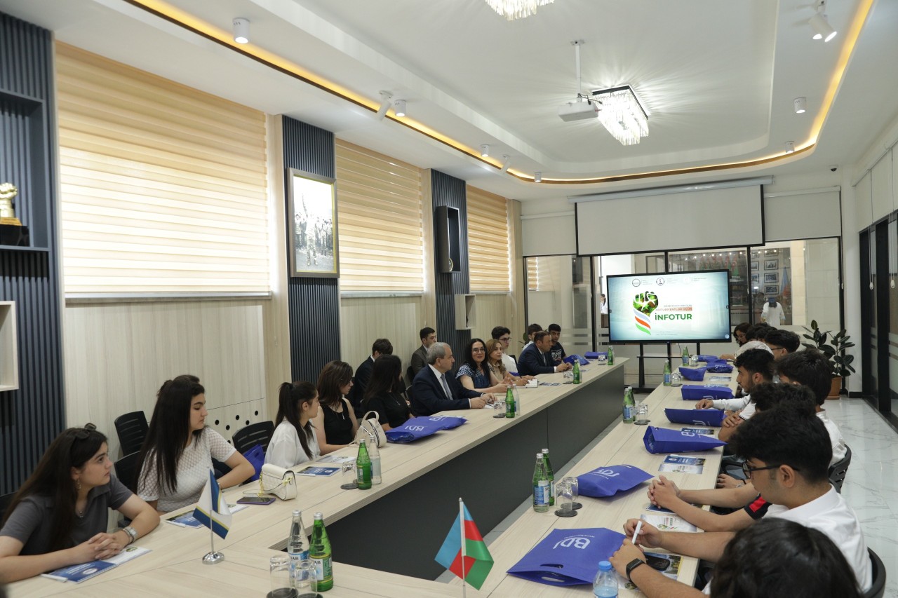 BDU-da şəhid övladları olan abituriyentlər üçün infotur keçirilib - FOTOLAR