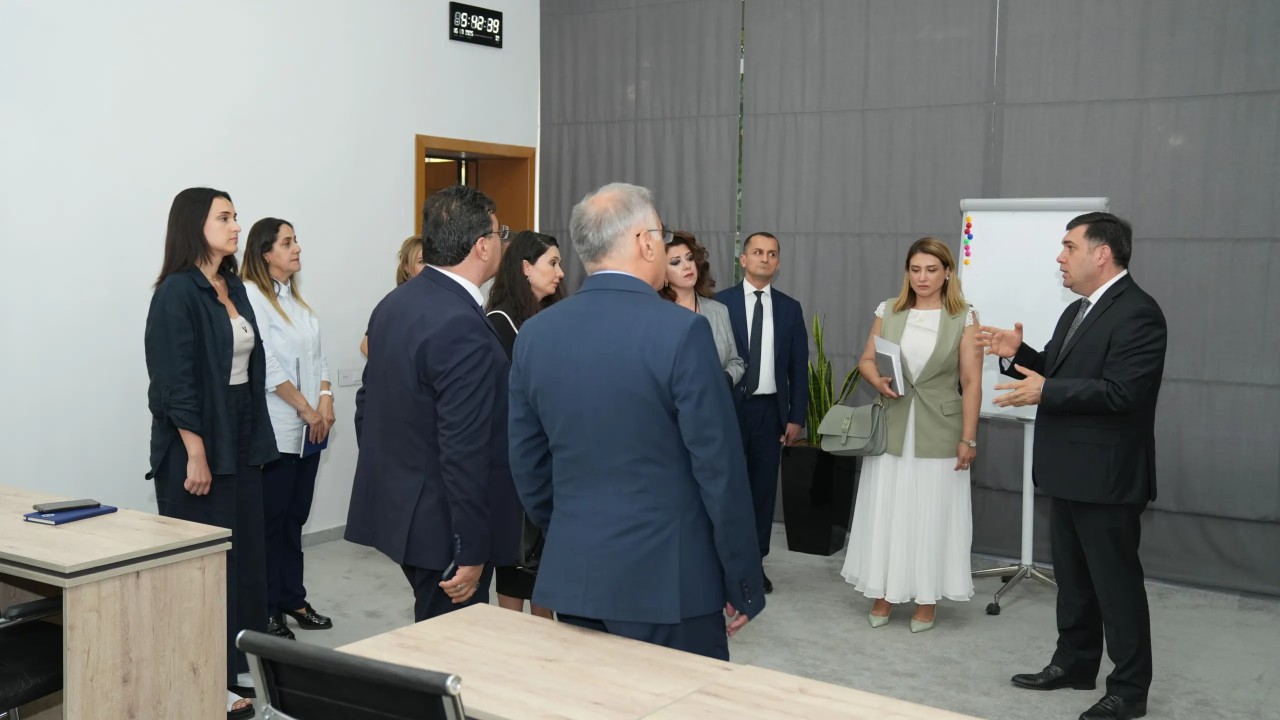 AƏSMA-da Milli Observatoriyanın nümayəndələri ilə görüş keçirildi - FOTOLAR