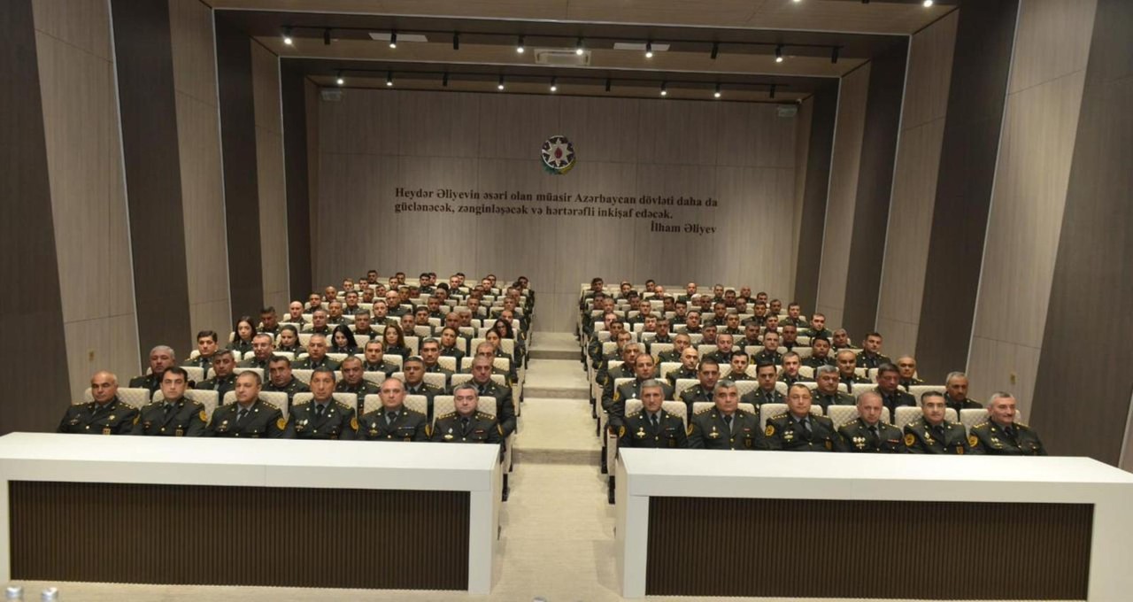 Mirsaleh Seyidov müşavirə keçirdi - Tapşırıqlar verdi (FOTO)