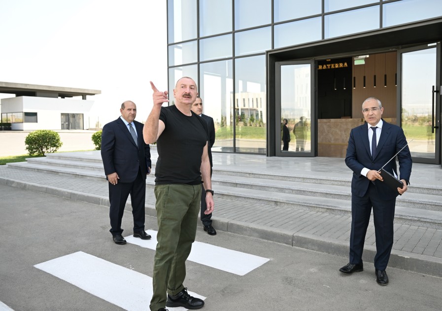 Prezident Ağdamda tütün məmulatlarının istehsalı müəssisəsinin açılışında - FOTOLAR