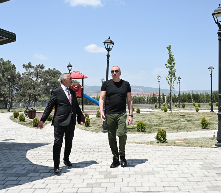 Prezident Xocalının Təzəbinə kəndində görülən işlərlə tanış olub - FOTOLAR