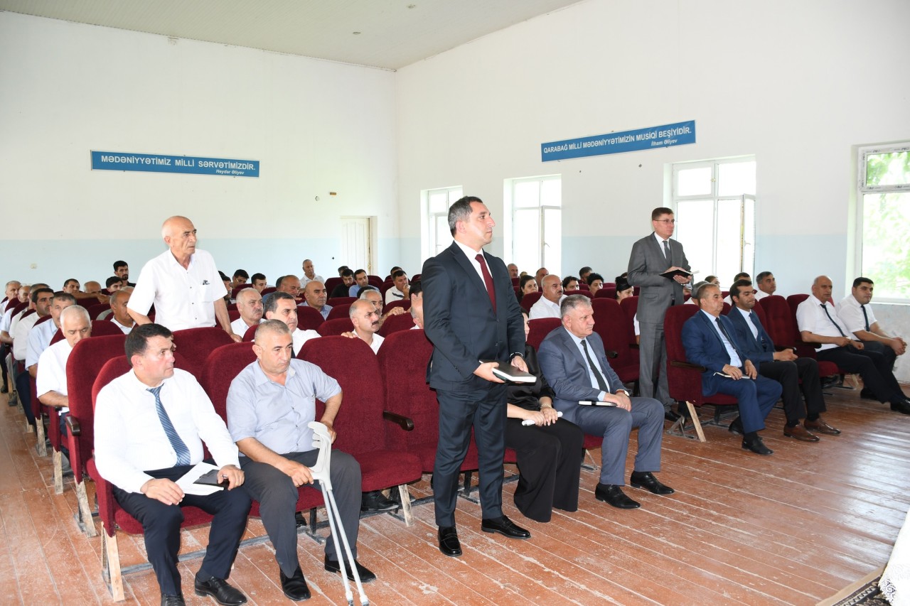 İcra başçısı Vaqif Həsənovun növbəti səyyar qəbul-görüşü keçirilib - FOTOLAR