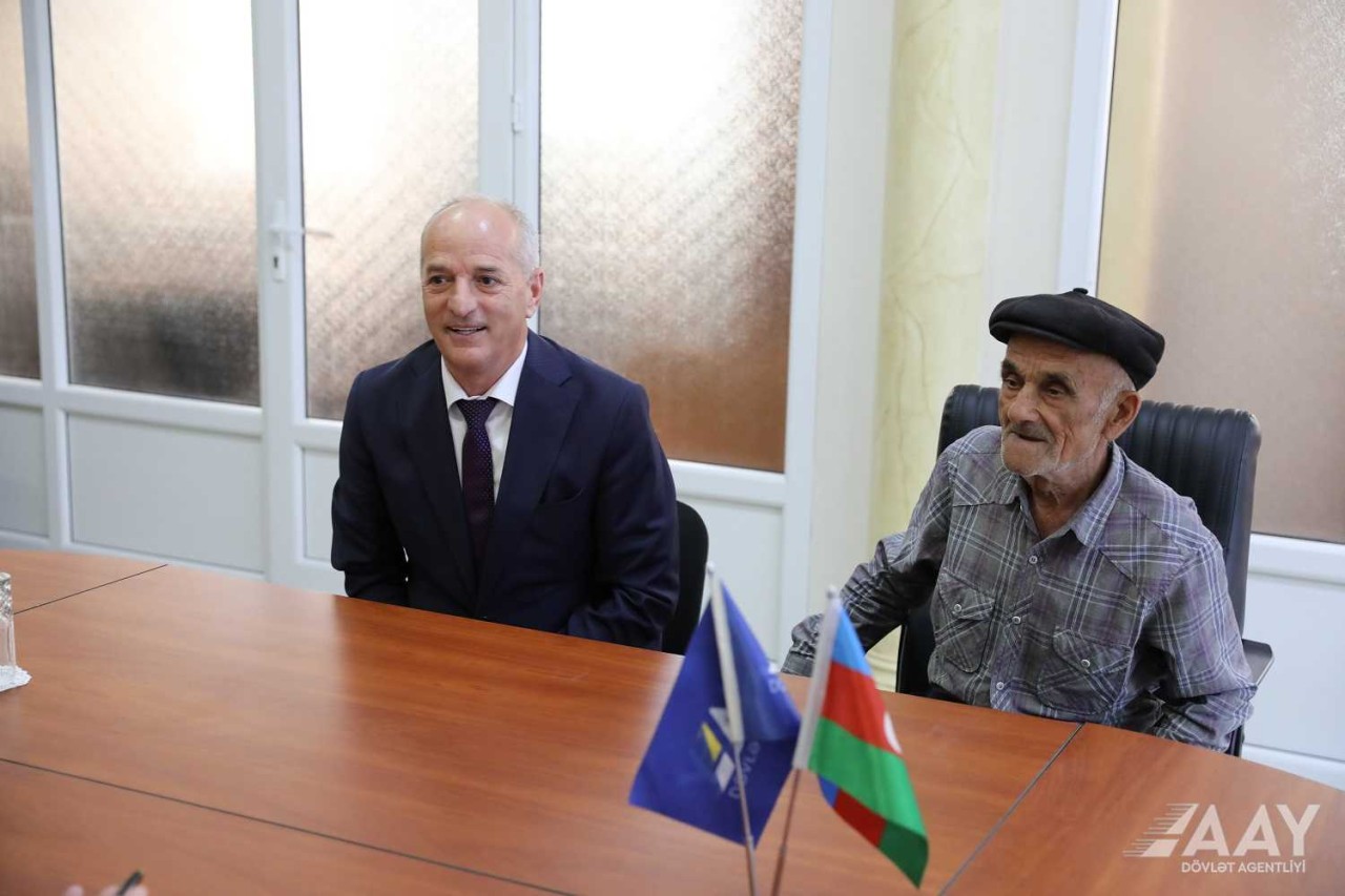 AAYDA sədri vətəndaşların problemlərini dinlədi - FOTO/VİDEO