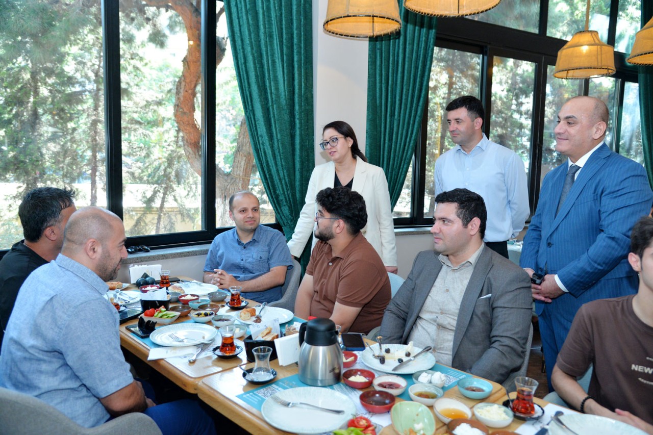 BŞTİ media nümayəndələri ilə görüş keçirdi - FOTOLAR