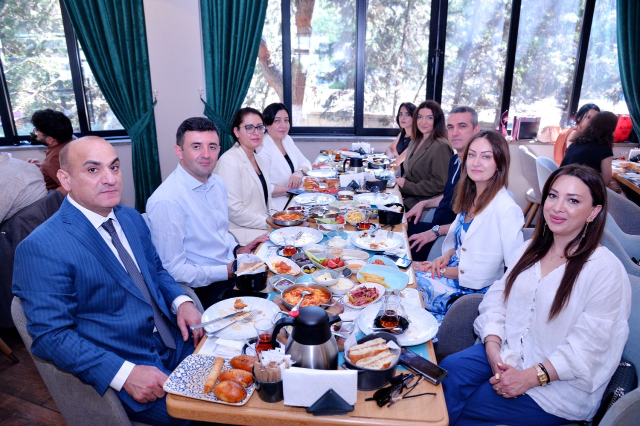 BŞTİ media nümayəndələri ilə görüş keçirdi - FOTOLAR