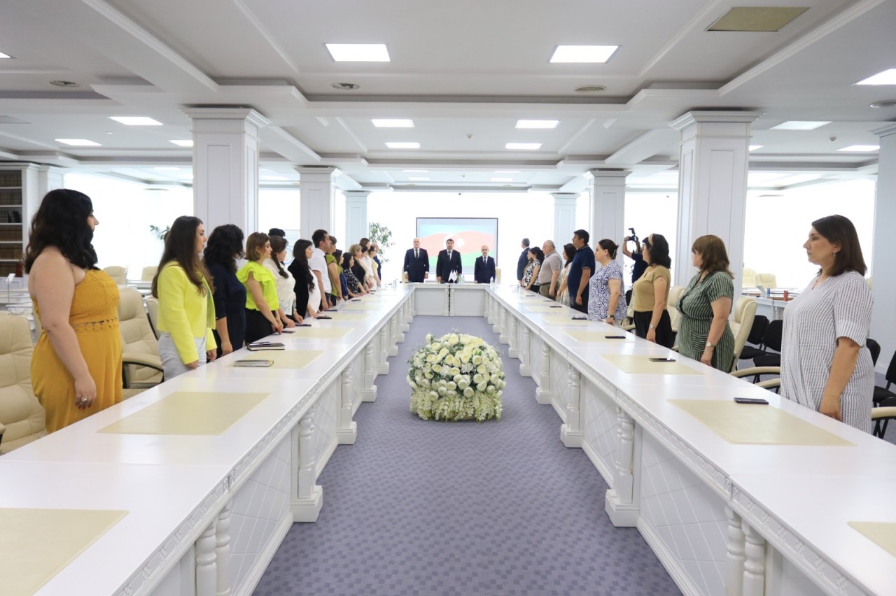 Mərkəzi Elmi Kitabxanada Milli Mətbuatın 150 illiyi qeyd olundu - FOTOLAR