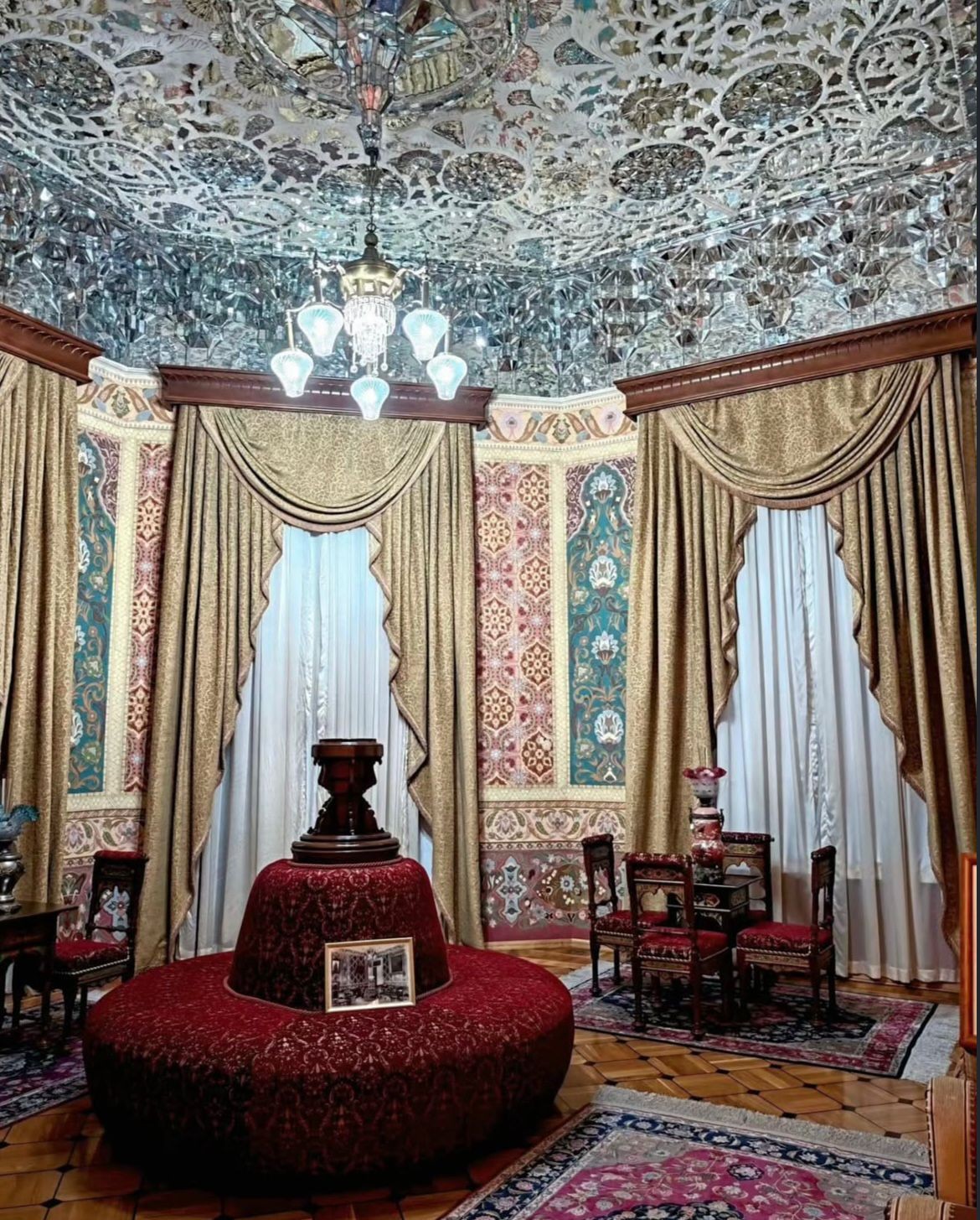 Leyla Əliyeva muzeydə - FOTOLAR