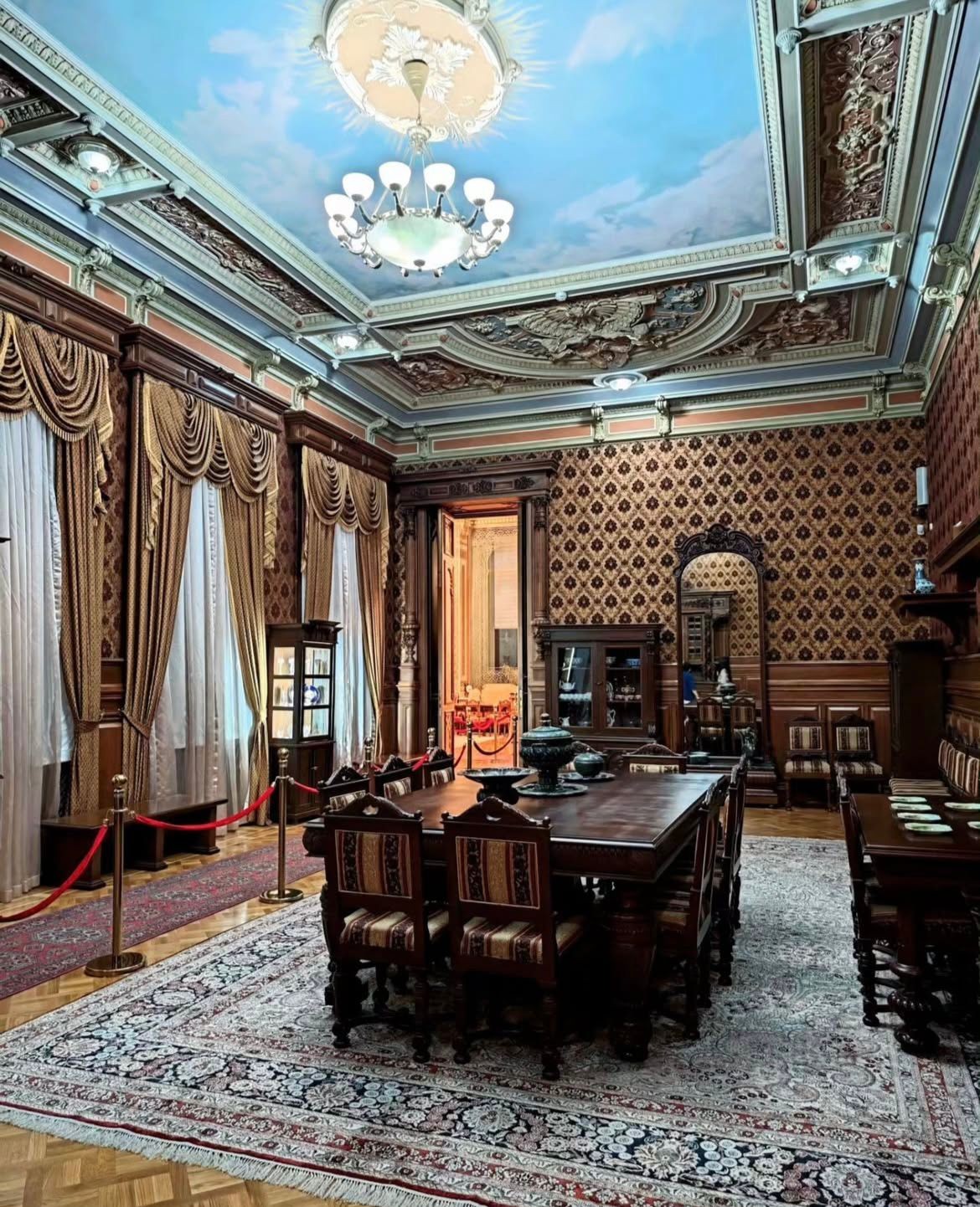 Leyla Əliyeva muzeydə - FOTOLAR