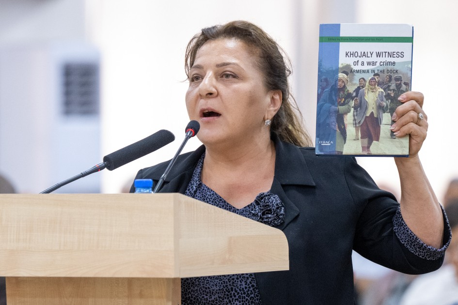 Arayik və digərləri növbəti dəfə zərərçəkmişlərlə üz-üzə - FOTOLAR