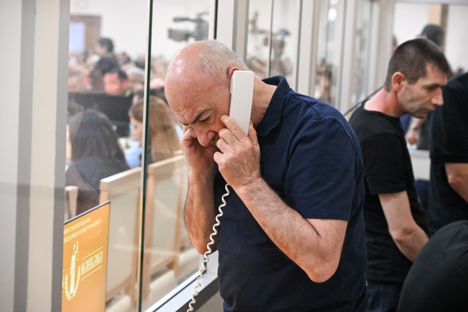 Arayik və digərləri növbəti dəfə zərərçəkmişlərlə üz-üzə - FOTOLAR