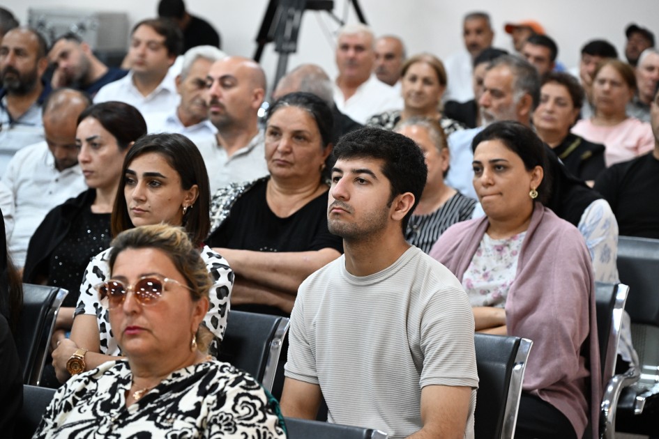 Arayik və digərləri növbəti dəfə zərərçəkmişlərlə üz-üzə - FOTOLAR