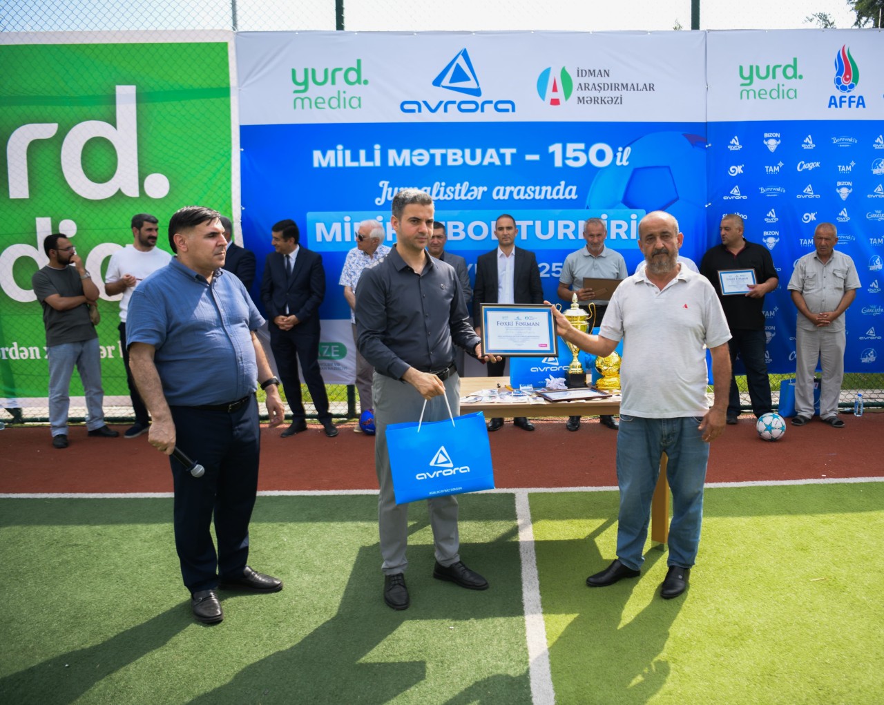 Jurnalistlər arasında keçirilən futbol çempionatının qalibi müəyyən olunub - FOTOLAR