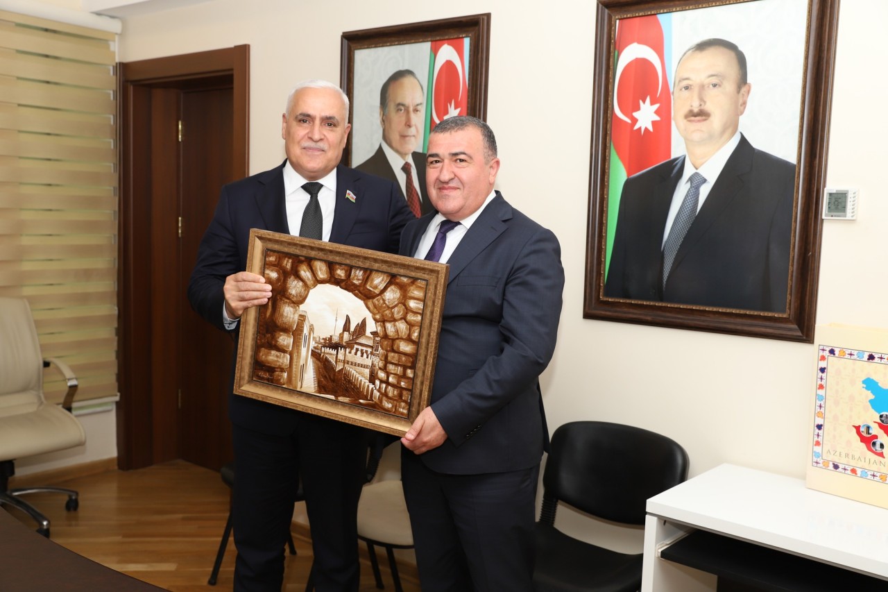 Xətai RİH jurnalistləri mükafatlandırdı - FOTOLAR