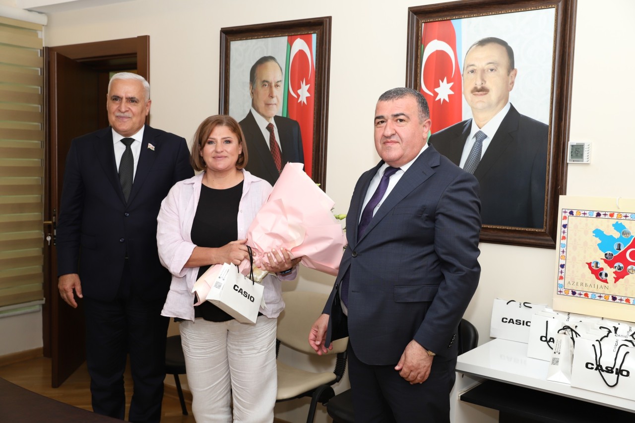 Xətai RİH jurnalistləri mükafatlandırdı - FOTOLAR