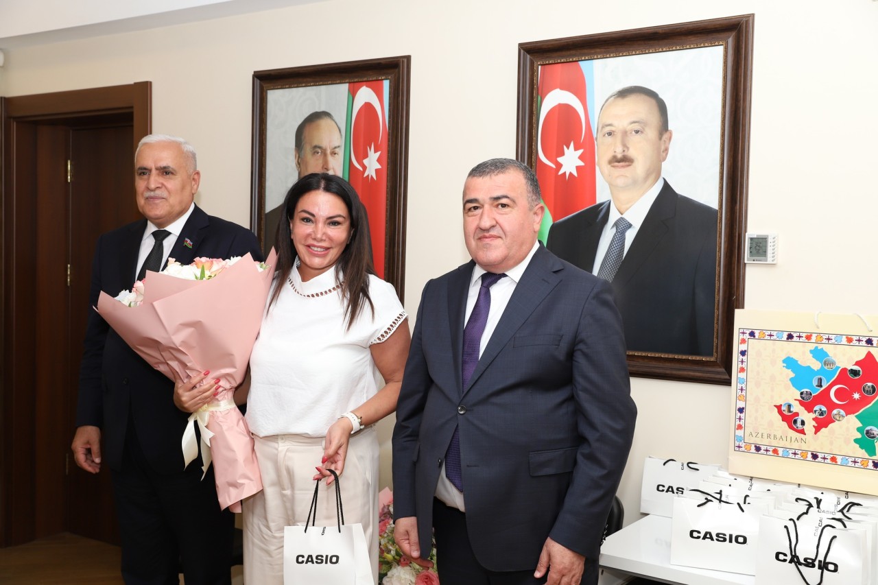 Xətai RİH jurnalistləri mükafatlandırdı - FOTOLAR