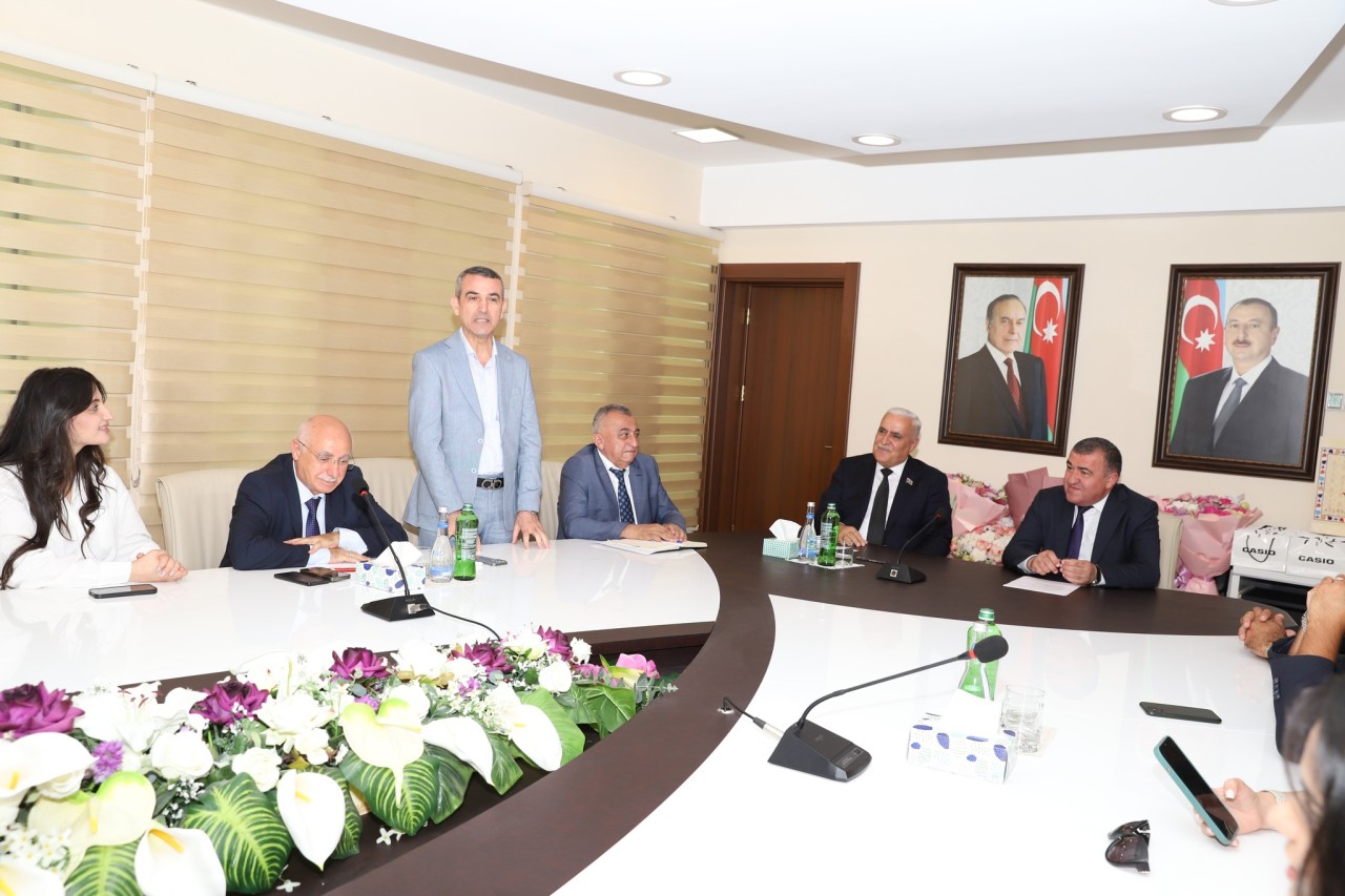 Xətai RİH jurnalistləri mükafatlandırdı - FOTOLAR