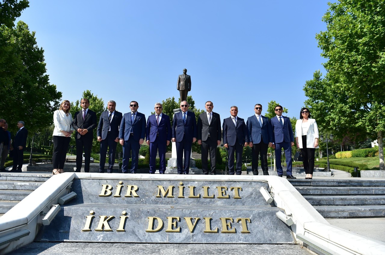 Baş prokuror Ankarada görüşlər keçirdi - FOTOLAR