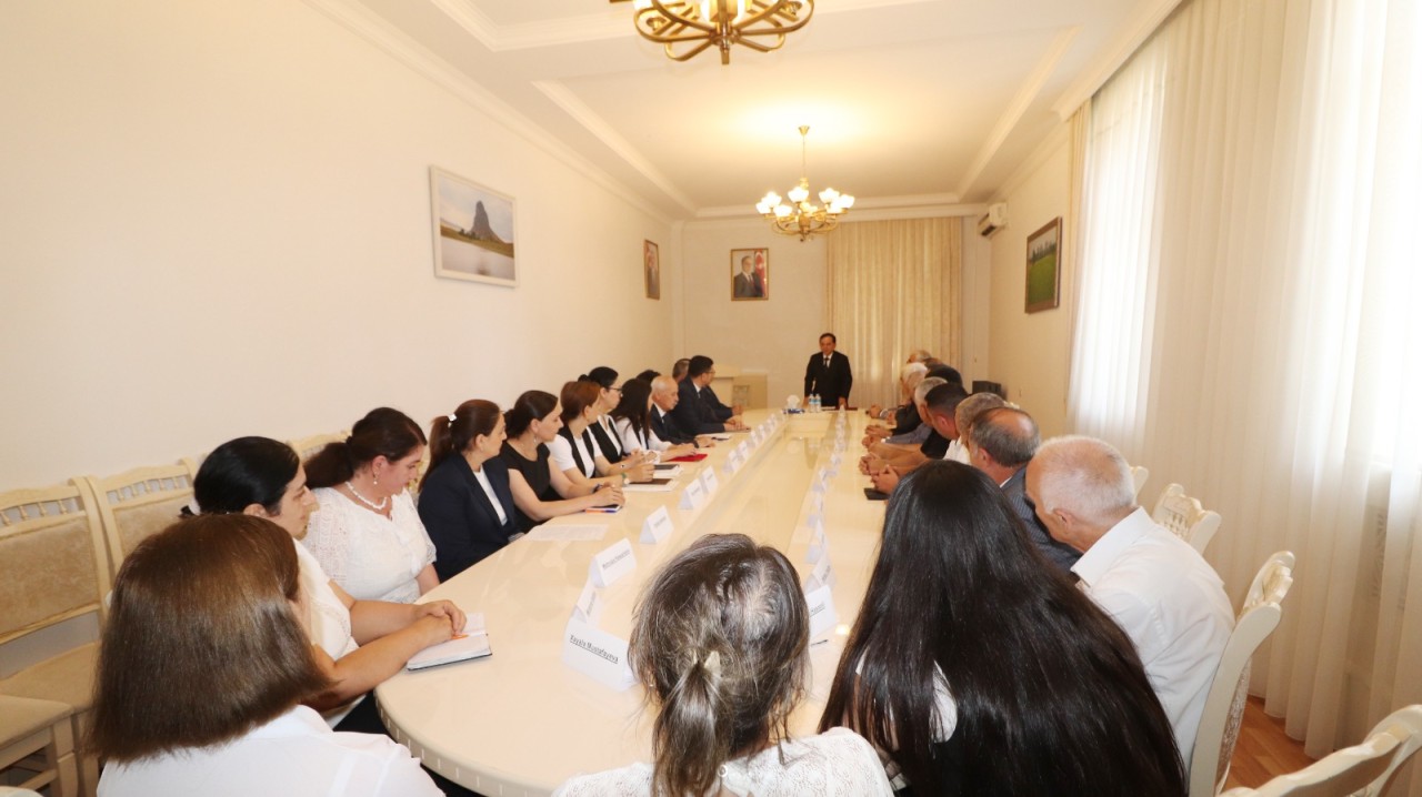 Rəcəb Babaşov bir qrup jurnalisti təltif etdi - FOTOLAR