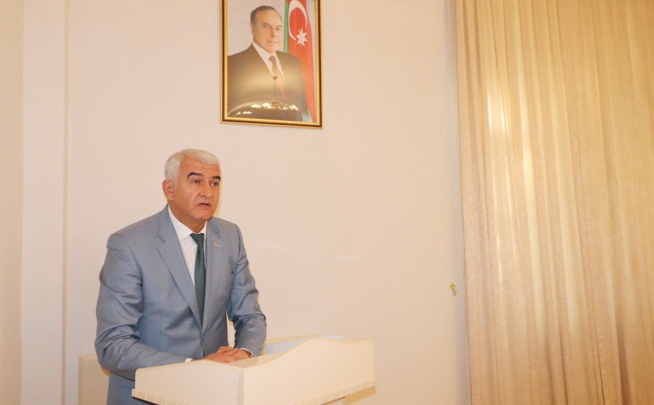 Rəcəb Babaşov bir qrup jurnalisti təltif etdi - FOTOLAR