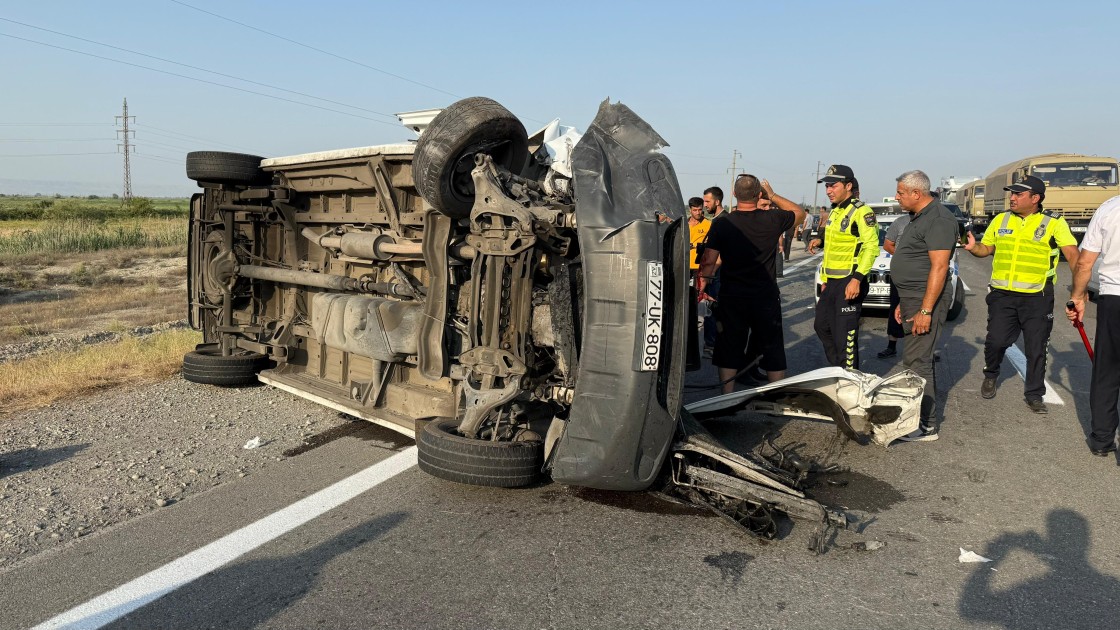 Ucarda yol qəzası oldu - Xeyli sayda yaralı var (FOTOLAR)